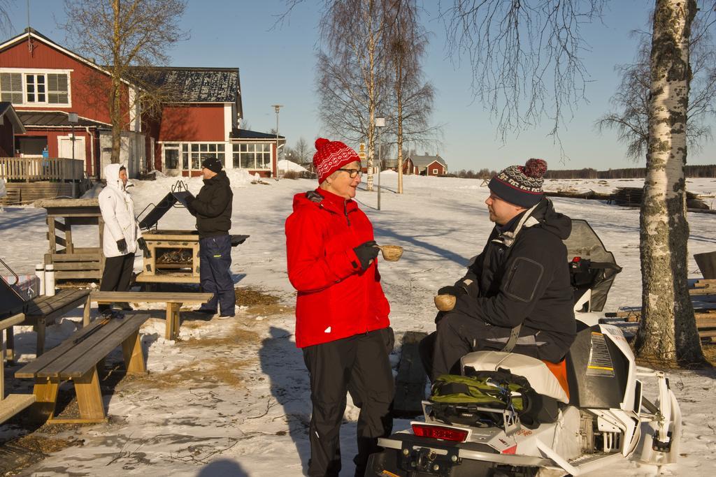 Kukkolaforsen Turist & Konferens Hotel Exterior photo