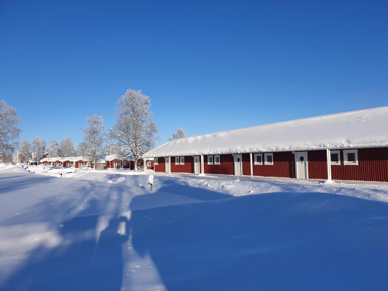 Kukkolaforsen Turist & Konferens Hotel Exterior photo